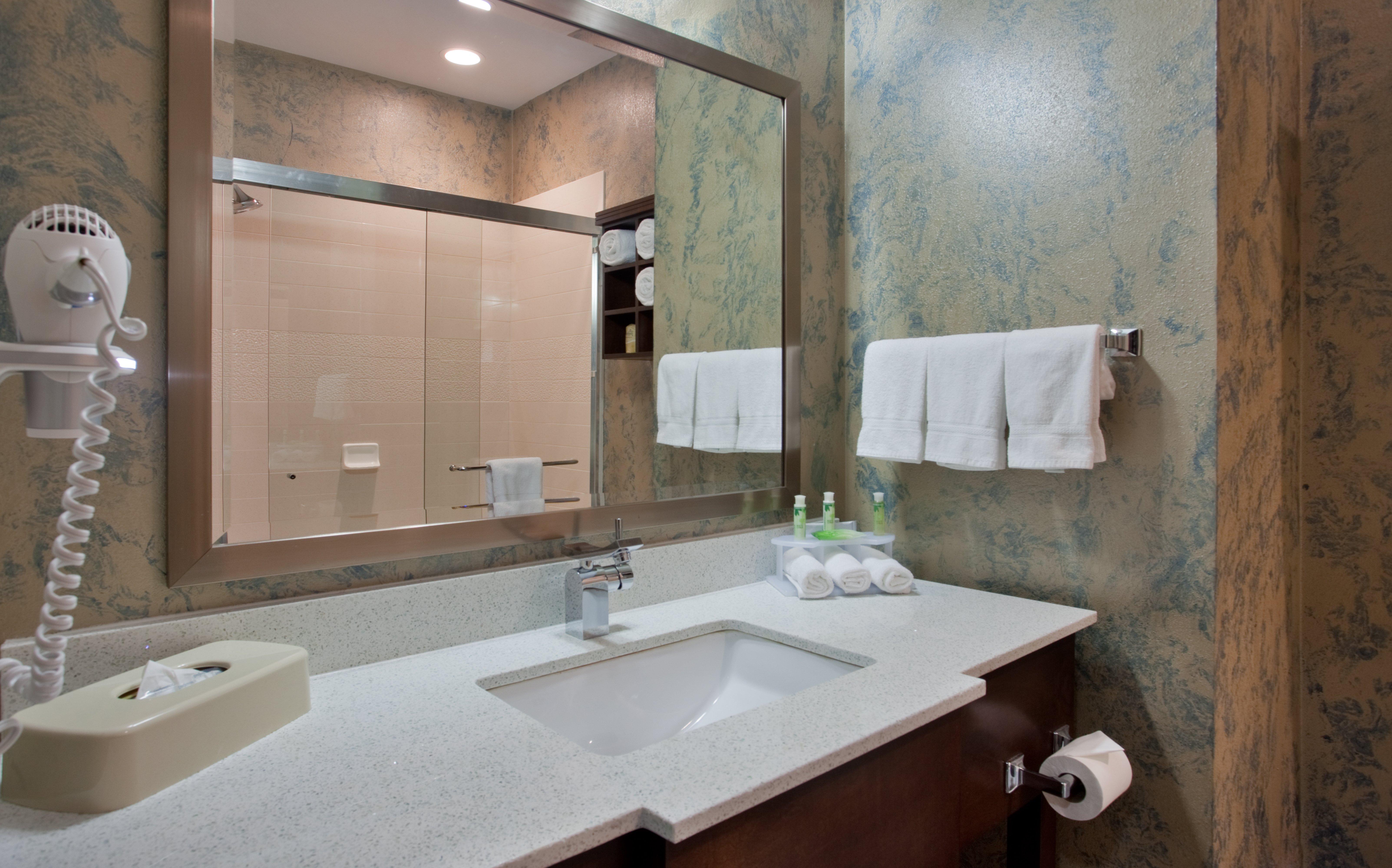 Holiday Inn Express & Suites St Louis Airport By Ihg Woodson Terrace Екстер'єр фото